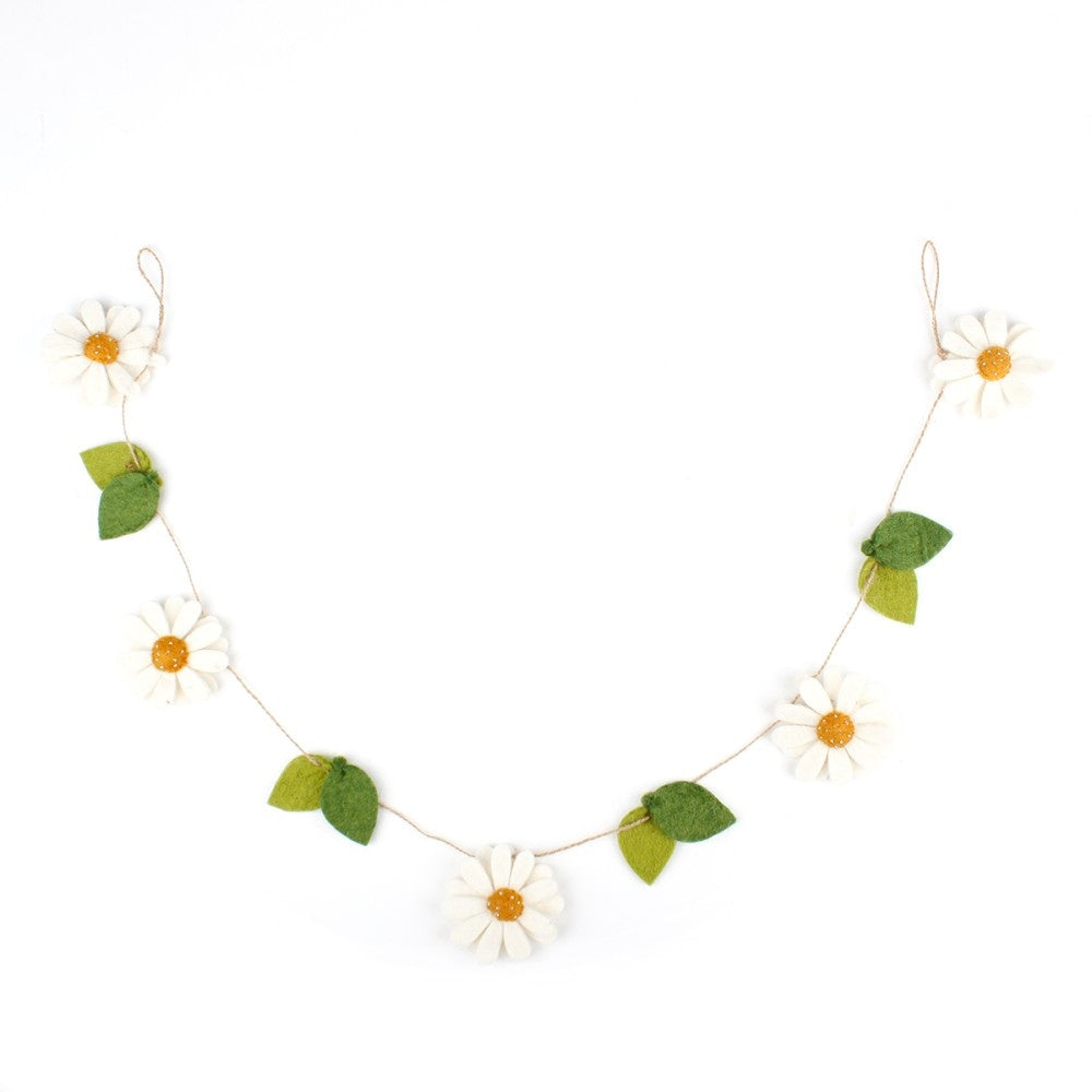 Felt garland daisies