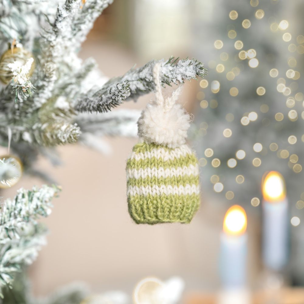 Hanger Muts Pompom - Diverse Kleuren