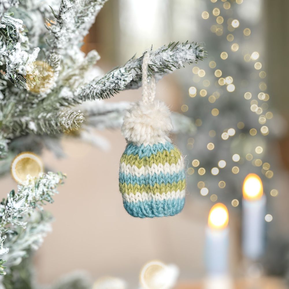 Hanger Muts Pompom - Diverse Kleuren