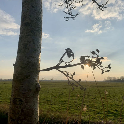 Vogel met Nestje