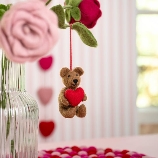 Hanger Beer met Hart Rood