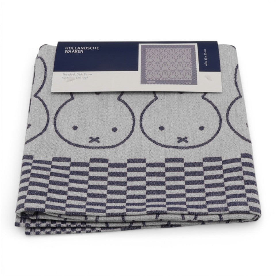 Dick Bruna Theedoek Nijntje op een rijtje