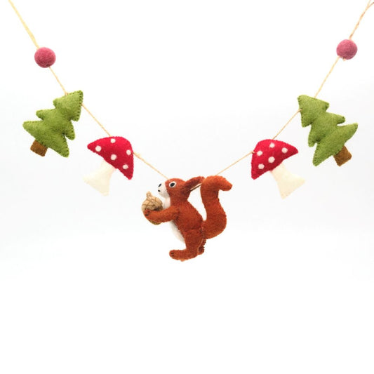 Felt garland Forest Squirrel